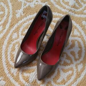 Penny Loves Kenny Taupe Pointed Toe Pumps Heels Size 7.5M